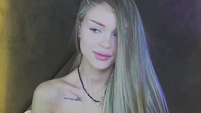 Snapshot of MarilynNova chatting on May 10, 2026, 4:17 am MarilynNova online show from May 10, 2026, 4:17 am