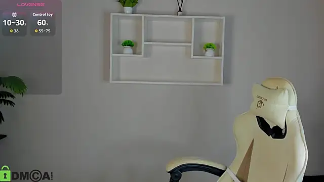 Snapshot of Allice_Cox chatting on October 29, 2025, 1:08 am Allice Cox online show from October 29, 2025, 1:08 am