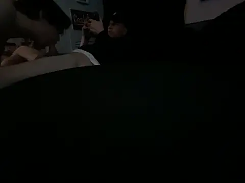 Snapshot of SalemStratton chatting on February 5, 2026, 6:18 am SalemStratton online show from February 5, 2026, 6:18 am