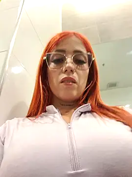 Snapshot of Alis_xxx chatting on February 19, 2026, 7:10 pm Alis xxx online show from February 19, 2026, 7:10 pm