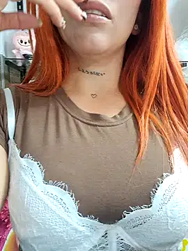 Snapshot of Alis_xxx chatting on February 24, 2026, 7:12 pm Alis xxx online show from February 24, 2026, 7:12 pm