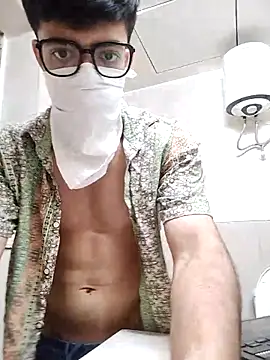 mrmasseur06 online show from May 14, 2026, 5:53 pm