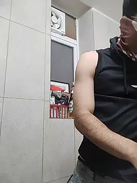 mrmasseur06 online show from June 10, 2026, 7:57 pm