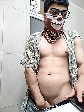 mrmasseur06 online show from July 1, 2026, 6:51 pm