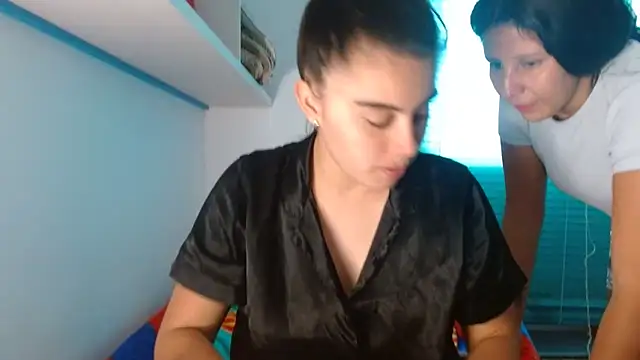 Arieeel 09 online show from April 19, 2026, 4:06 pm