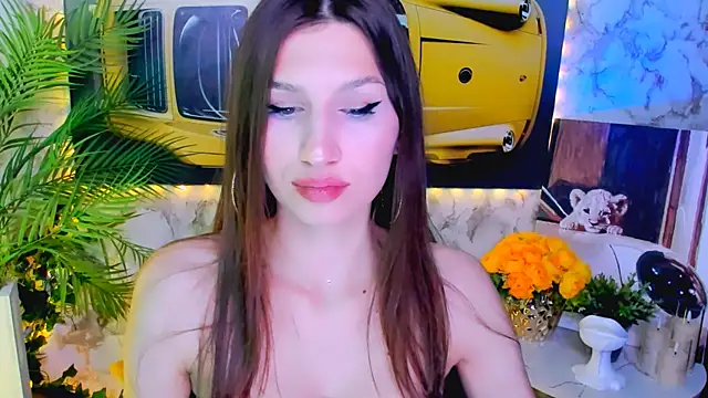 Snapshot of Mollyinyourmind chatting on November 4, 2025, 4:39 pm Mollyinyourmind online show from November 4, 2025, 4:39 pm