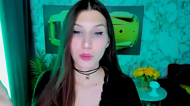 Mollyinyourmind online show from April 27, 2026, 9:35 pm