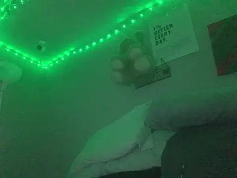 Triggerhappycj100 online show from March 18, 2026, 3:26 pm