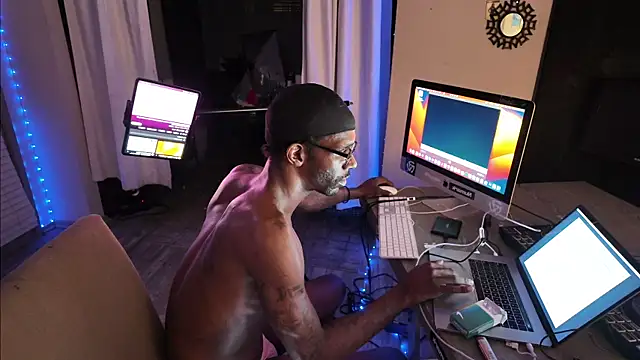 Triggerhappycj100 online show from March 22, 2026, 6:06 am