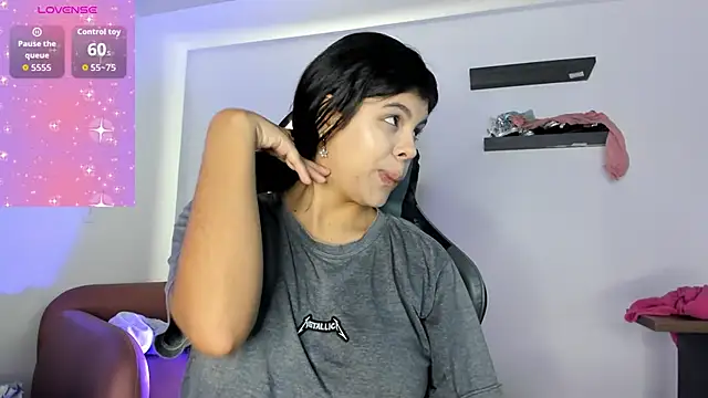 Aleja-02 online show from September 24, 2025, 8:45 pm