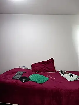 Amber-08 online show from November 11, 2025, 1:33 pm