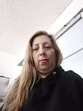 Estefania Arce online show from August 7, 2026, 6:54 pm