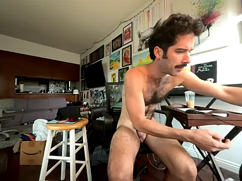 Snapshot of Pupscritch chatting on November 3, 2025, 4:30 pm Pupscritch online show from November 3, 2025, 4:30 pm