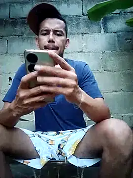 Snapshot of _andytop chatting on November 15, 2025, 11:07 am andytop online show from November 15, 2025, 11:07 am