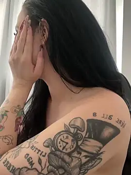 Snapshot of yumi-hot chatting on April 15, 2026, 4:36 pm yumi-hot online show from April 15, 2026, 4:36 pm