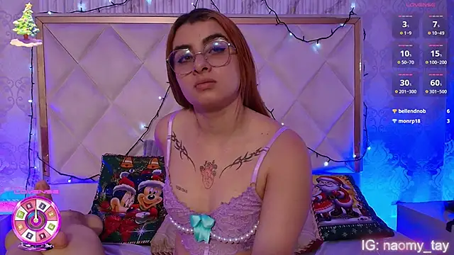 Snapshot of Naomy_tay1 chatting on December 15, 2025, 7:45 am Naomy tay1 online show from December 15, 2025, 7:45 am