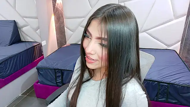 Snapshot of aysel_27 chatting on September 8, 2025, 9:03 pm aysel 27 online show from September 8, 2025, 9:03 pm