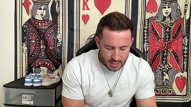 Snapshot of brettmycles28 chatting on November 7, 2025, 6:08 pm brettmycles28 online show from November 7, 2025, 6:08 pm