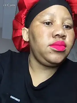 Snapshot of Yellowriider chatting on October 9, 2025, 2:04 pm Yellowriider online show from October 9, 2025, 2:04 pm