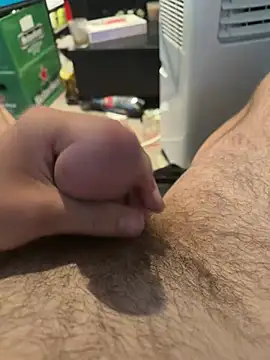 Snapshot of hornyyyuutrecht chatting on June 11, 2026, 10:13 am hornyyyuutrecht online show from June 11, 2026, 10:13 am