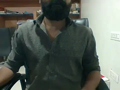 Snapshot of autophile-indian chatting on September 25, 2025, 7:01 am autophile-indian online show from September 25, 2025, 7:01 am