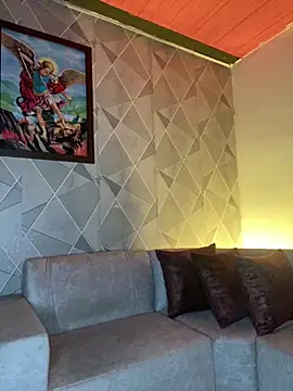 Alisse taylor2 online show from January 14, 2026, 12:11 pm