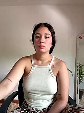 lana rousse01 online show from September 22, 2025, 4:42 pm