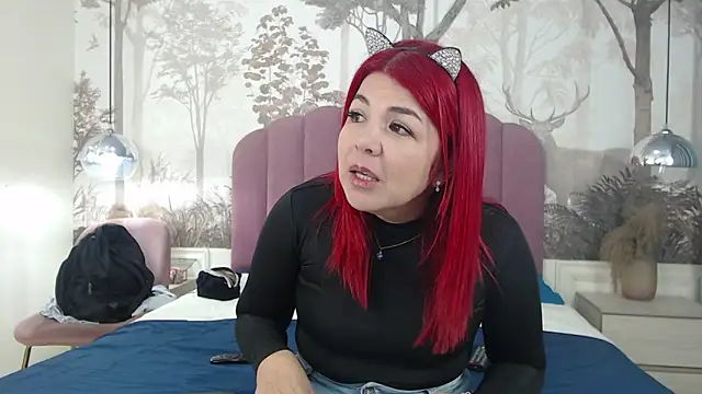 CorineRay online show from October 22, 2025, 5:24 pm