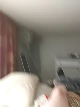 Snapshot of Lavoieya chatting on October 12, 2025, 11:26 pm Lavoieya online show from October 12, 2025, 11:26 pm