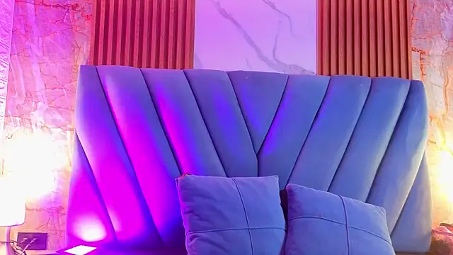 angel  red  online show from March 26, 2026, 3:34 am