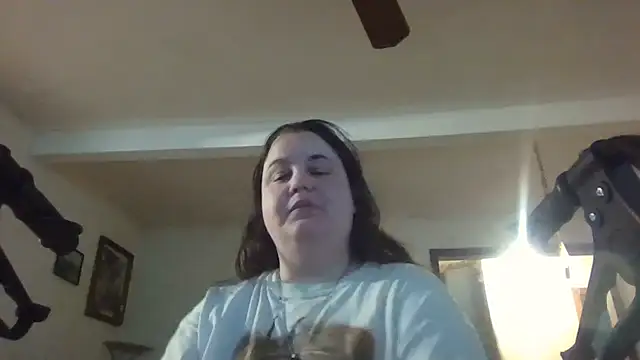 LittleBunny3 online show from August 6, 2026, 10:44 pm