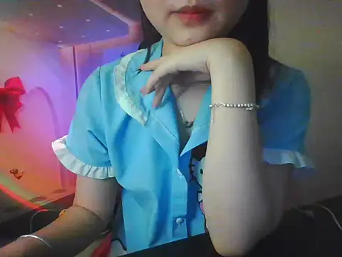 Snapshot of leisure_crime23 chatting on October 5, 2025, 7:17 am leisure crime23 online show from October 5, 2025, 7:17 am