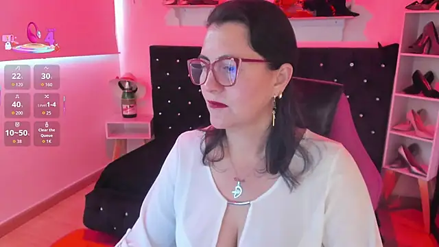 Snapshot of D_Martii chatting on October 4, 2025, 11:41 am D Martii online show from October 4, 2025, 11:41 am