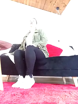 Snapshot of D_Martii chatting on October 25, 2025, 12:56 pm D Martii online show from October 25, 2025, 12:56 pm