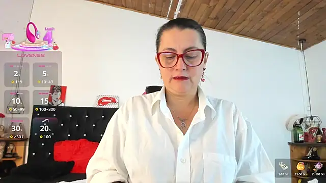 Snapshot of D_Martii chatting on November 13, 2025, 12:37 pm D Martii online show from November 13, 2025, 12:37 pm