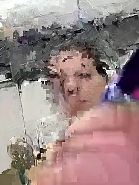 LilyIrons online show from April 15, 2026, 9:15 pm