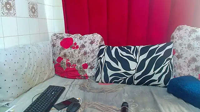 Snapshot of SultryCocoBabe chatting on February 6, 2026, 1:36 pm SultryCocoBabe online show from February 6, 2026, 1:36 pm