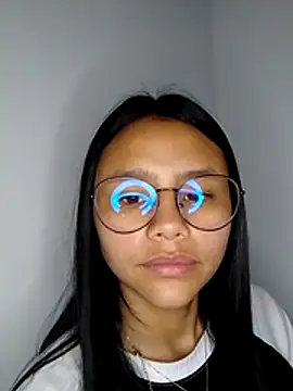 SofieLove 01 online show from February 12, 2026, 7:58 am