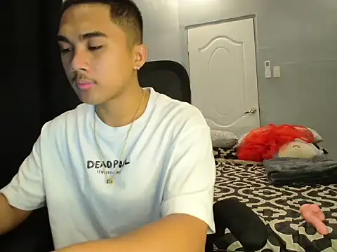 Snapshot of pinoyAdrianneXXX chatting on October 4, 2025, 1:14 am pinoyAdrianneXXX online show from October 4, 2025, 1:14 am