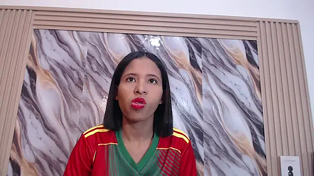 Samantha Fox69  online show from December 5, 2025, 12:08 am