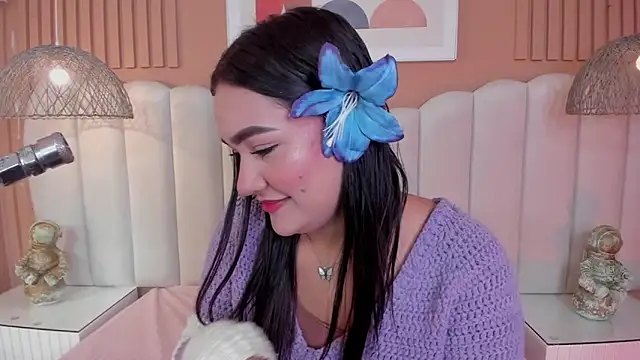 noa moon online show from April 1, 2026, 2:45 am