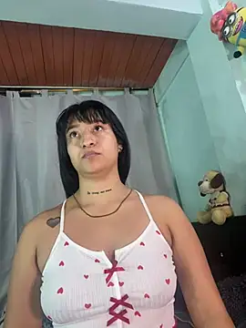 EVAH LEE  online show from February 5, 2026, 3:33 am