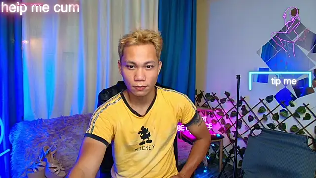 princenavheen online show from May 4, 2026, 1:56 am