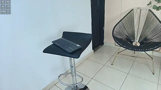 Snapshot of lorena_rubio chatting on September 21, 2025, 12:07 pm lorena rubio online show from September 21, 2025, 12:07 pm