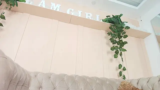 Snapshot of lorena_rubio chatting on September 24, 2025, 12:08 pm lorena rubio online show from September 24, 2025, 12:08 pm