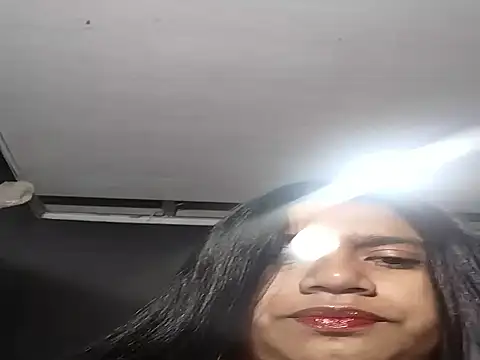 Snapshot of Valentina_Ximena chatting on November 8, 2025, 11:14 pm Valentina Ximena online show from November 8, 2025, 11:14 pm