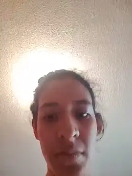 Amber-Sweett online show from November 30, 2025, 4:11 pm