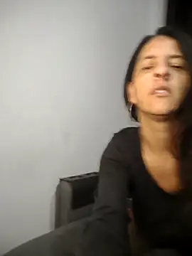 Snapshot of kelmacettare chatting on October 16, 2025, 5:14 pm kelmacettare online show from October 16, 2025, 5:14 pm