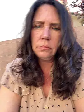 petalsexy online show from October 6, 2025, 8:17 pm