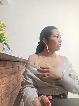 PAULA20- online show from October 4, 2025, 12:36 pm